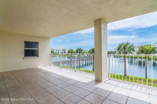 Foto del edificio - 8921 Lake Dr