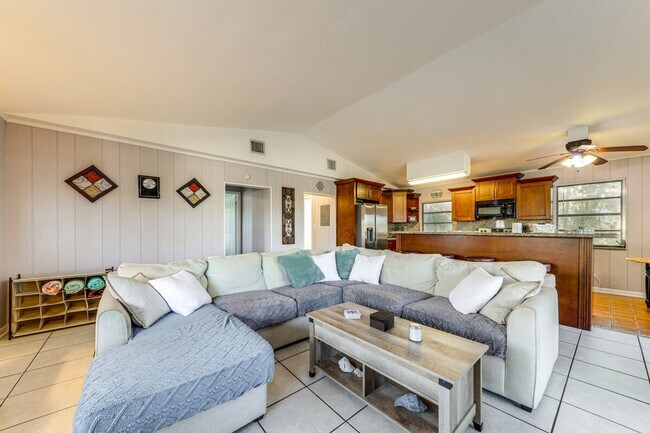 Foto del edificio - 29179 Rose Dr