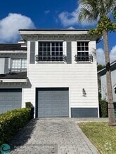 Building Photo - 3515 NW 13th St