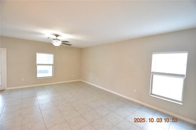 Foto del edificio - 9511 Channing Hill Dr