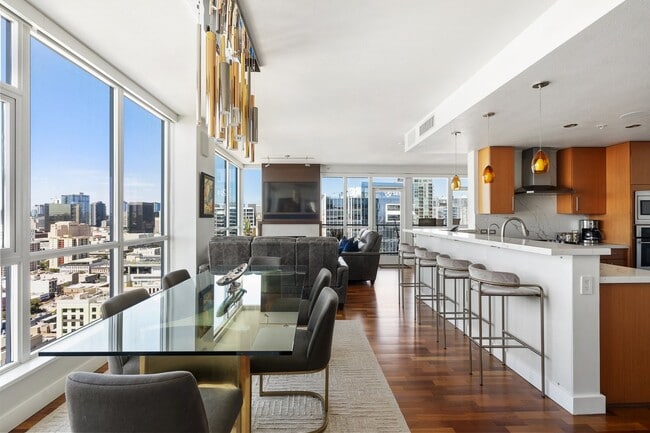 Building Photo - 325 Seventh Ave