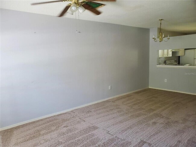 Foto del edificio - 2273 Lake Woodberry Cir