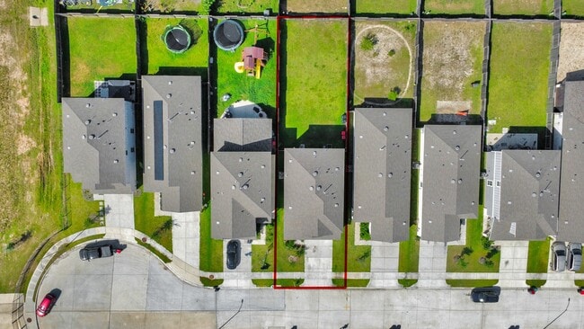 Building Photo - 23415 Pagoda Oak Dr