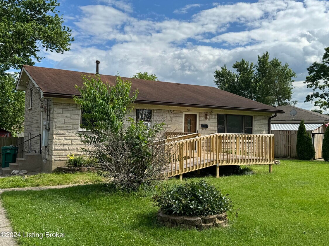 Foto principal - 5814 Cole Ave