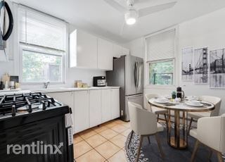 Primary Photo - 2 br, 1 bath House - 811 Montgomery St # 2