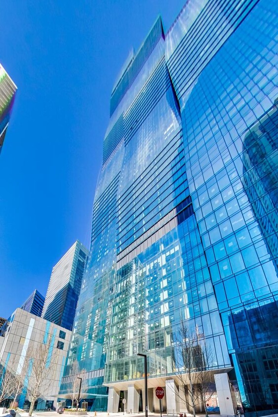 Foto principal - 363 E Wacker Dr