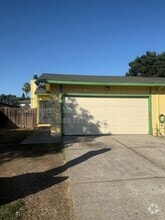 Building Photo - 8648 Kelley Dr