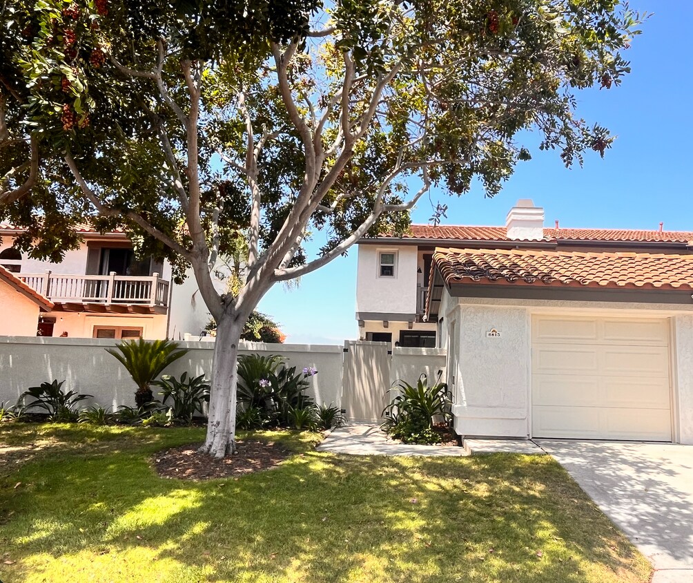 Foto principal - 6813 Briarwood Dr