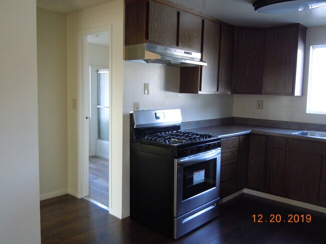Building Photo - 1815 Landis St