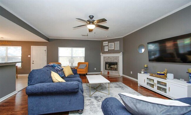 Building Photo - 25019 Birnamwood Dr