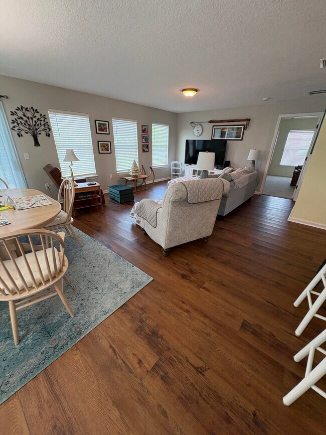 Foto del edificio - 69 Blue Creek Way