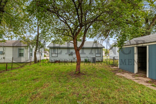 Foto del edificio - 1422 S Meridian Ave