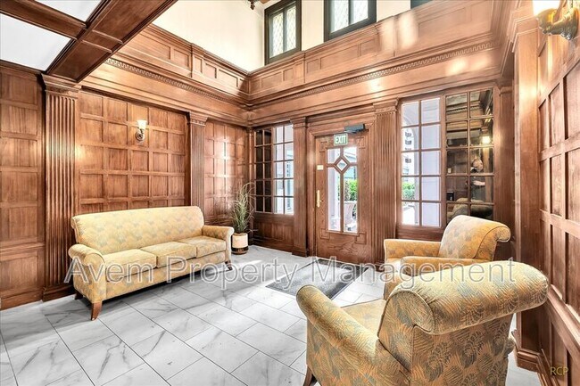 Foto del edificio - 1811 NW Couch St