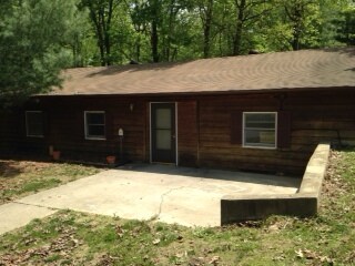 Lovely rental home on 20 secluded acres. Great hunting. - 5497 E Grand Rd