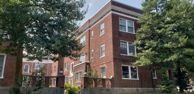 Foto del edificio - Dumont Apartments