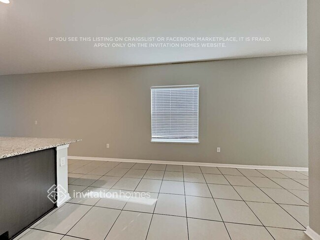 Foto del edificio - 4831 Reisswood Lp