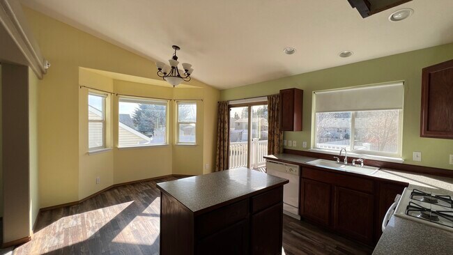 Building Photo - 5887 N Troon St