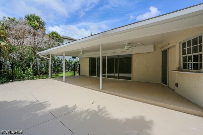 Foto del edificio - 2901 Crayton Rd