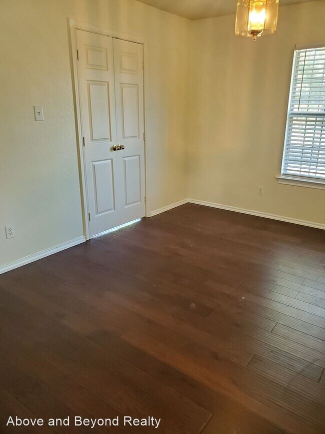 Foto del edificio - 3 br, 1 bath House - 2702 Dorris Street
