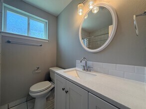 Building Photo - 723 Onaleigh Dr