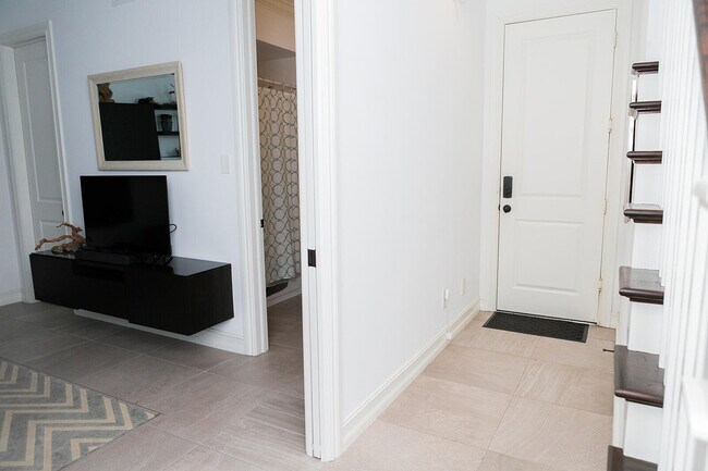 Building Photo - 381 E Cannery Row Cir