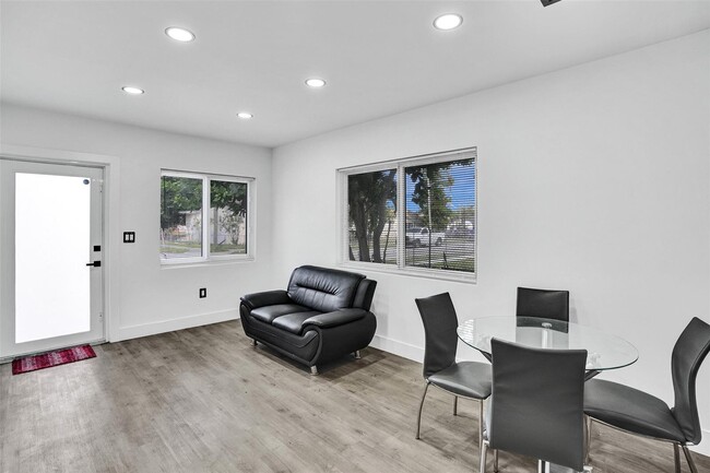 Building Photo - 3441 NW 10th Ave