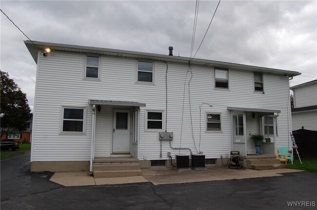 Building Photo - 59 Saber Ln