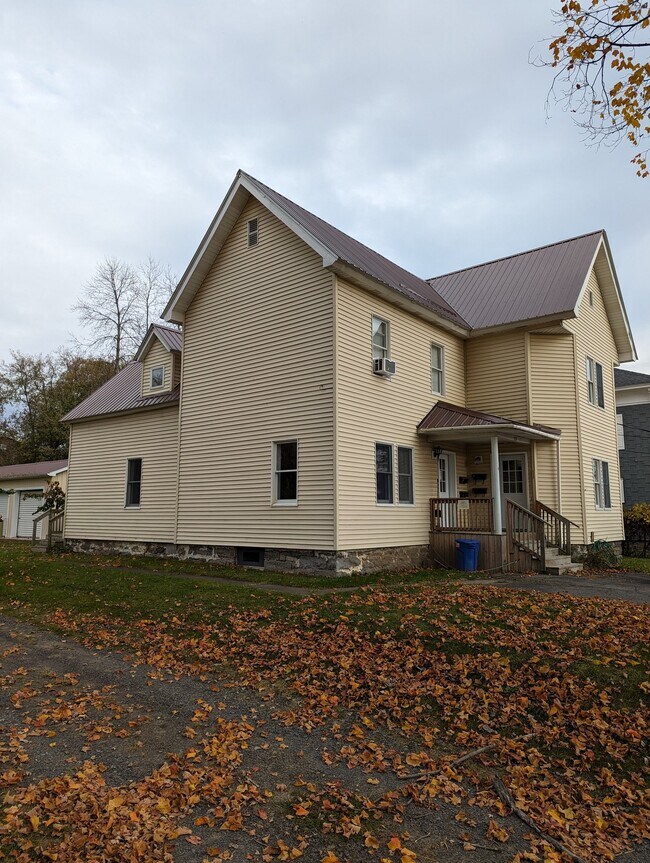 23 Depot St