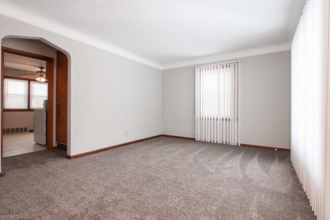 Foto del edificio - 13215 Hathaway Rd