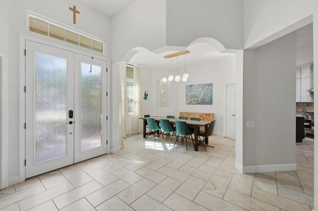 Building Photo - 8210 Prairie Ridge Way