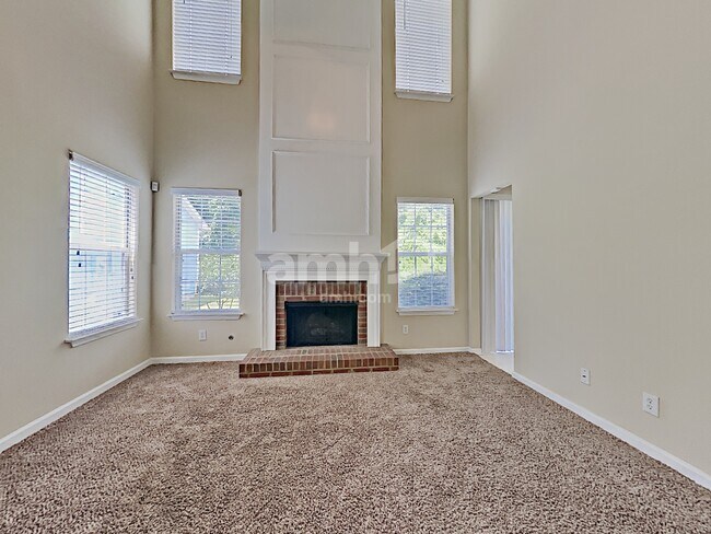Building Photo - 5225 Arrowind Road NW