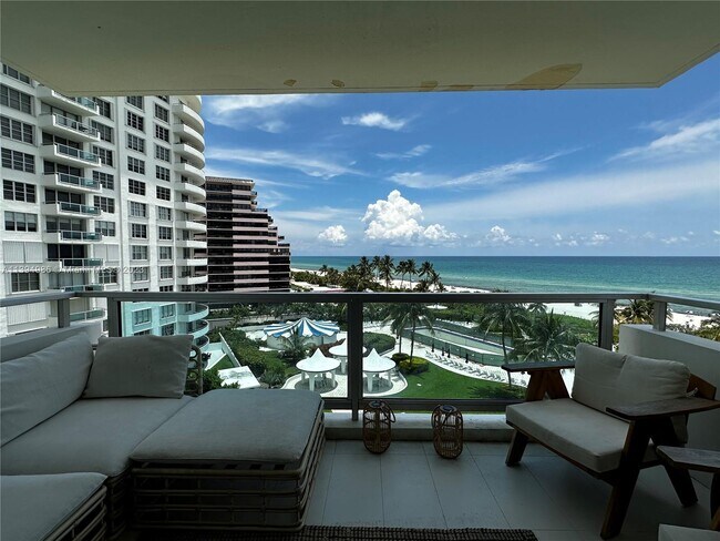 Building Photo - 5151 Collins Ave