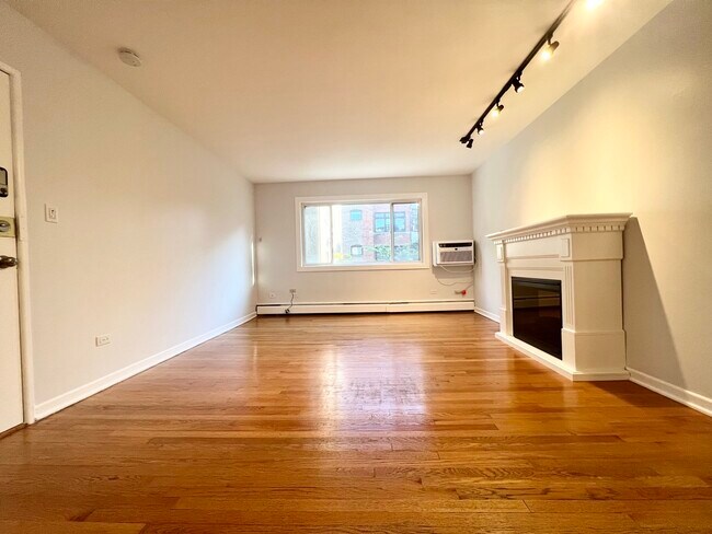 Foto del edificio - 547 Sheridan Rd
