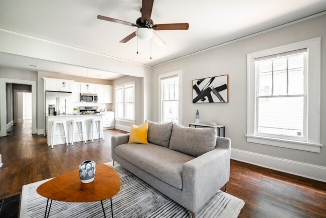 Building Photo - 23 Clifton St SE