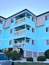 Building Photo - 301 Commerce Way