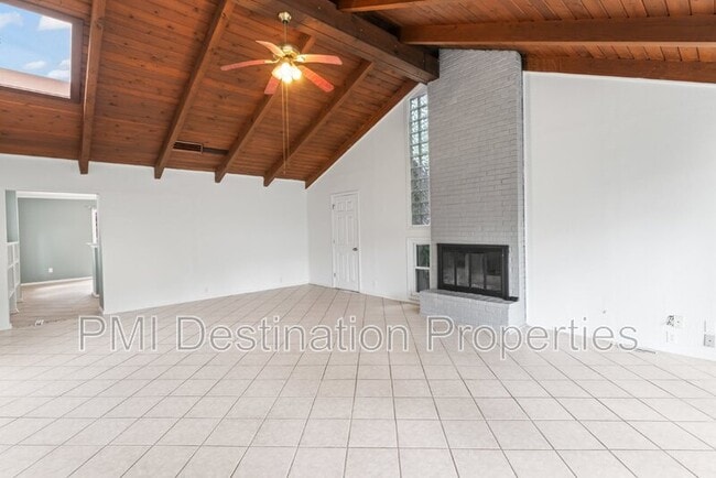 Building Photo - 3206 W 79th St
