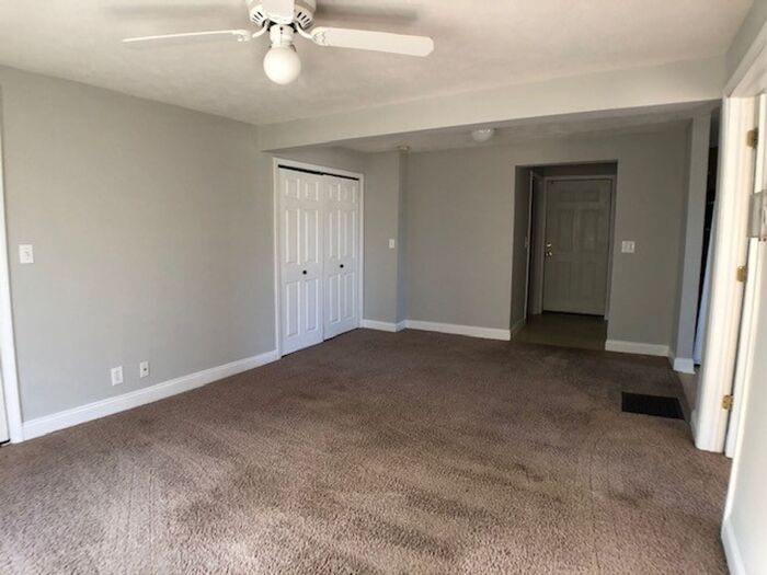 Primary Photo - Cute 1 Bedroom Apartment in Berrien Springs