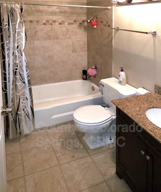 Foto del edificio - 1510 Zaiger Pl