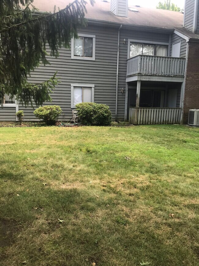 Building Photo - 8803 Tamarron Dr