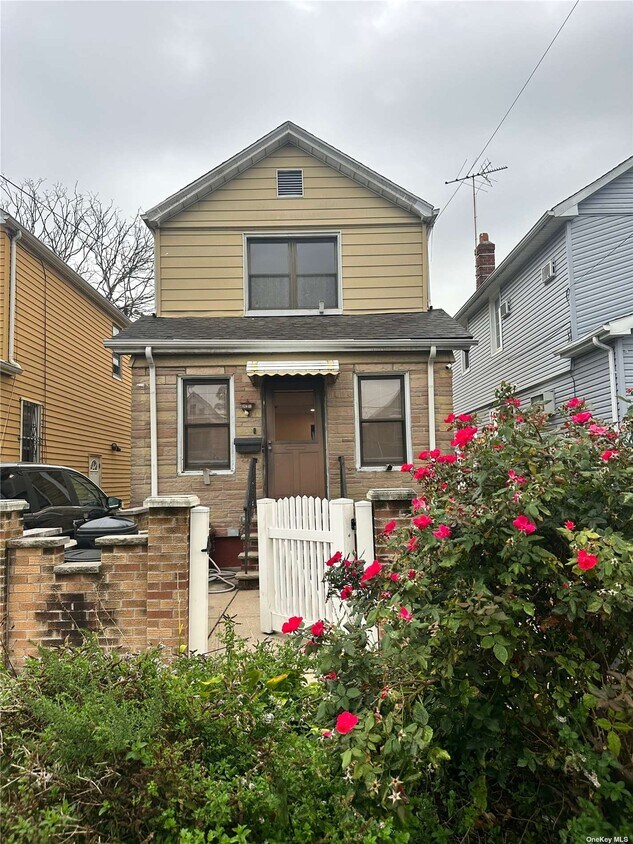 Primary Photo - 124-08 Linden Blvd