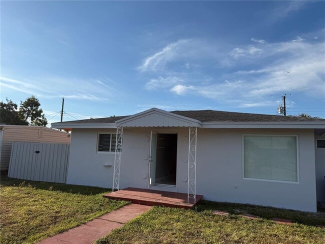 Building Photo - 6218 Rodman St