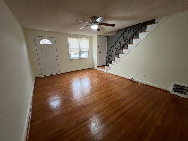 Photo - Beautiful 3-bed Single Family Home - Move-in Ready! (Clifton Heights)