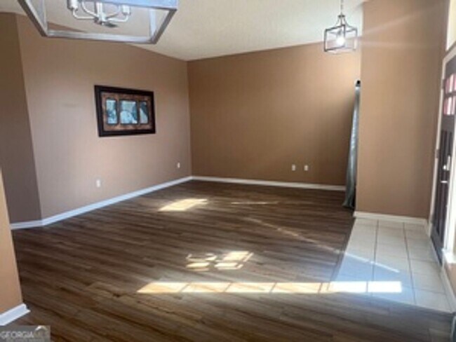 Foto del edificio - 1/2 off First Months Rent 4 Bed 2 Bath in Sugar Mill