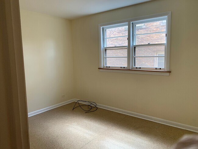 Foto del edificio - 702 Florence Ave