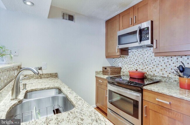 Foto del edificio - 1504 Lincoln Way