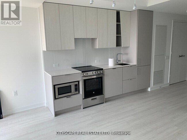 Building Photo - 3883 Quartz Rd