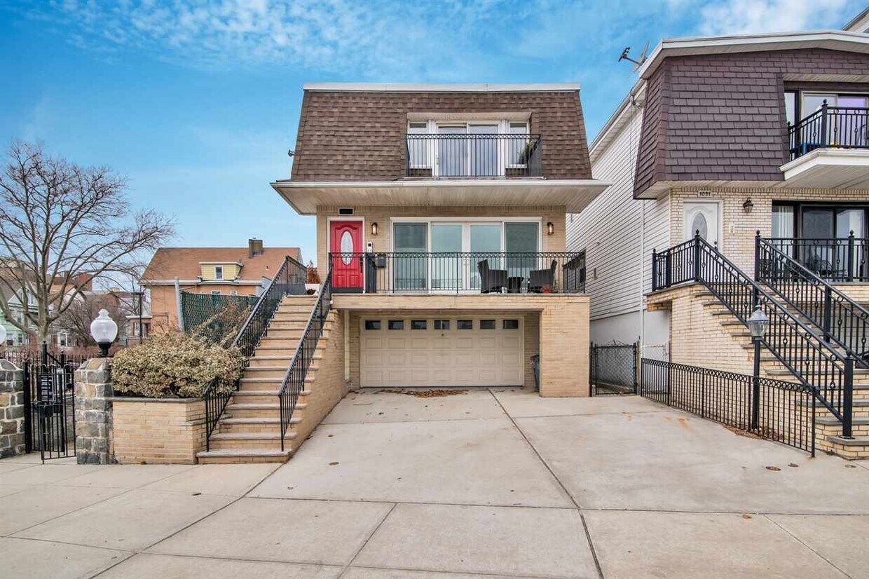 1019 Boulevard E, Weehawken, NJ 07086 House Rental in Weehawken, NJ