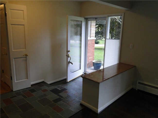 Foto del edificio - 32783 Biddestone Ln