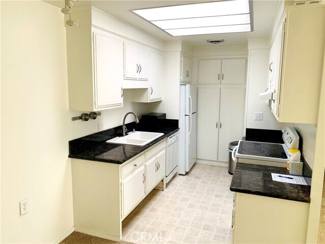 Foto del edificio - 956 Calle Aragon