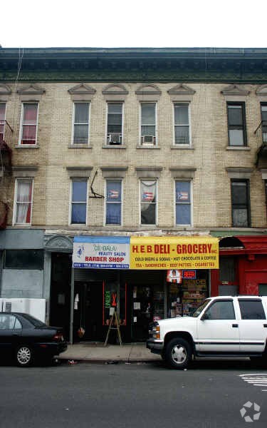 Building Photo - 4415 3rd Ave